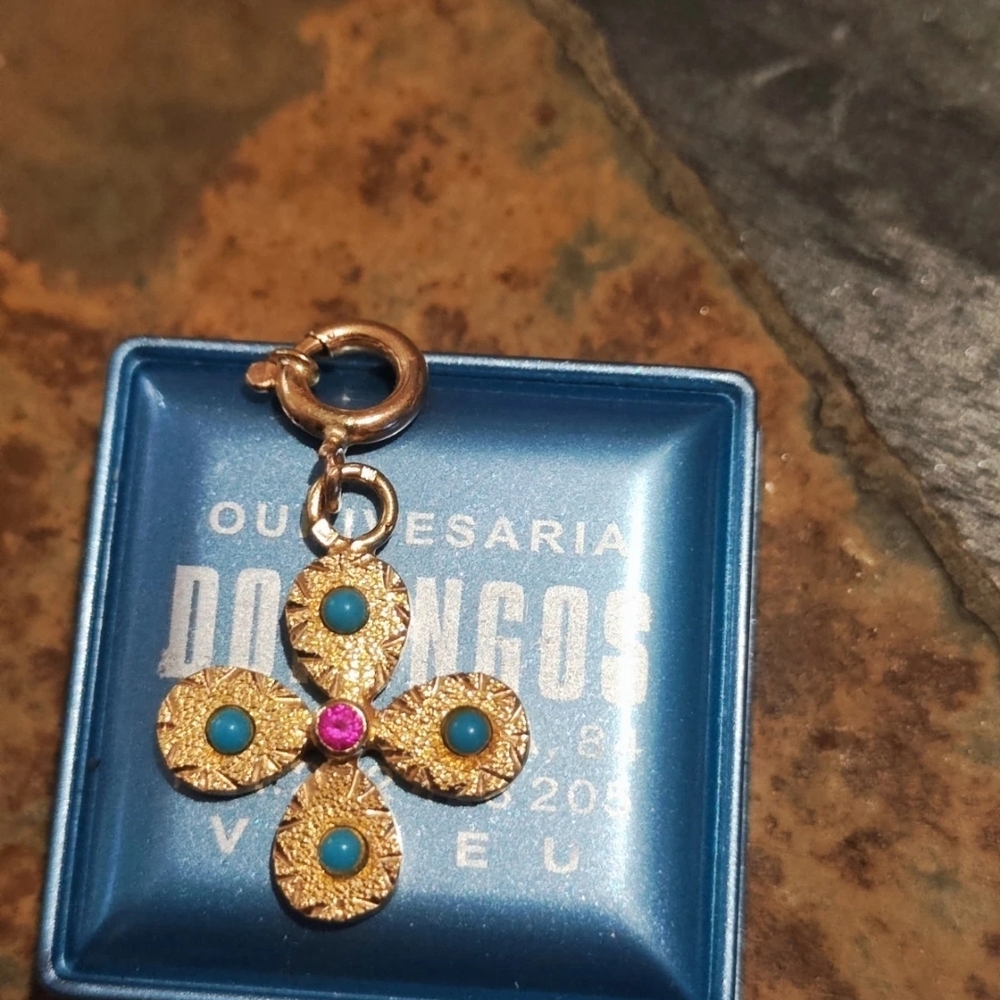 19.2k gold clover pendant charm